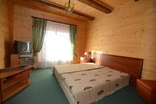 Загородные дома Cottage Kurshevel Славское Двухместный номер Делюкс с 1 кроватью или 2 отдельными кроватями-1